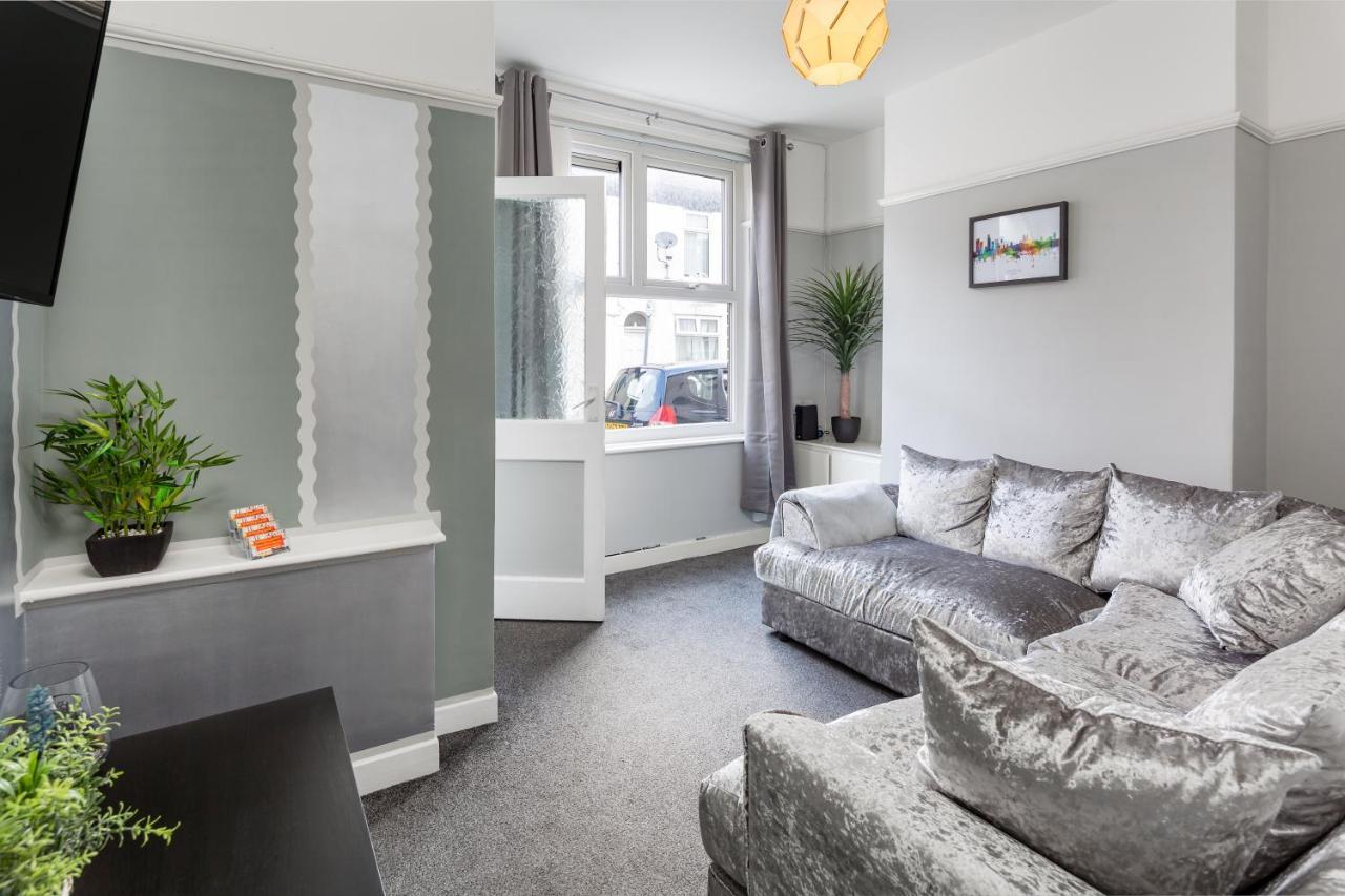 Comfortable Liverpool Townhouse - Free Parking Exterior photo