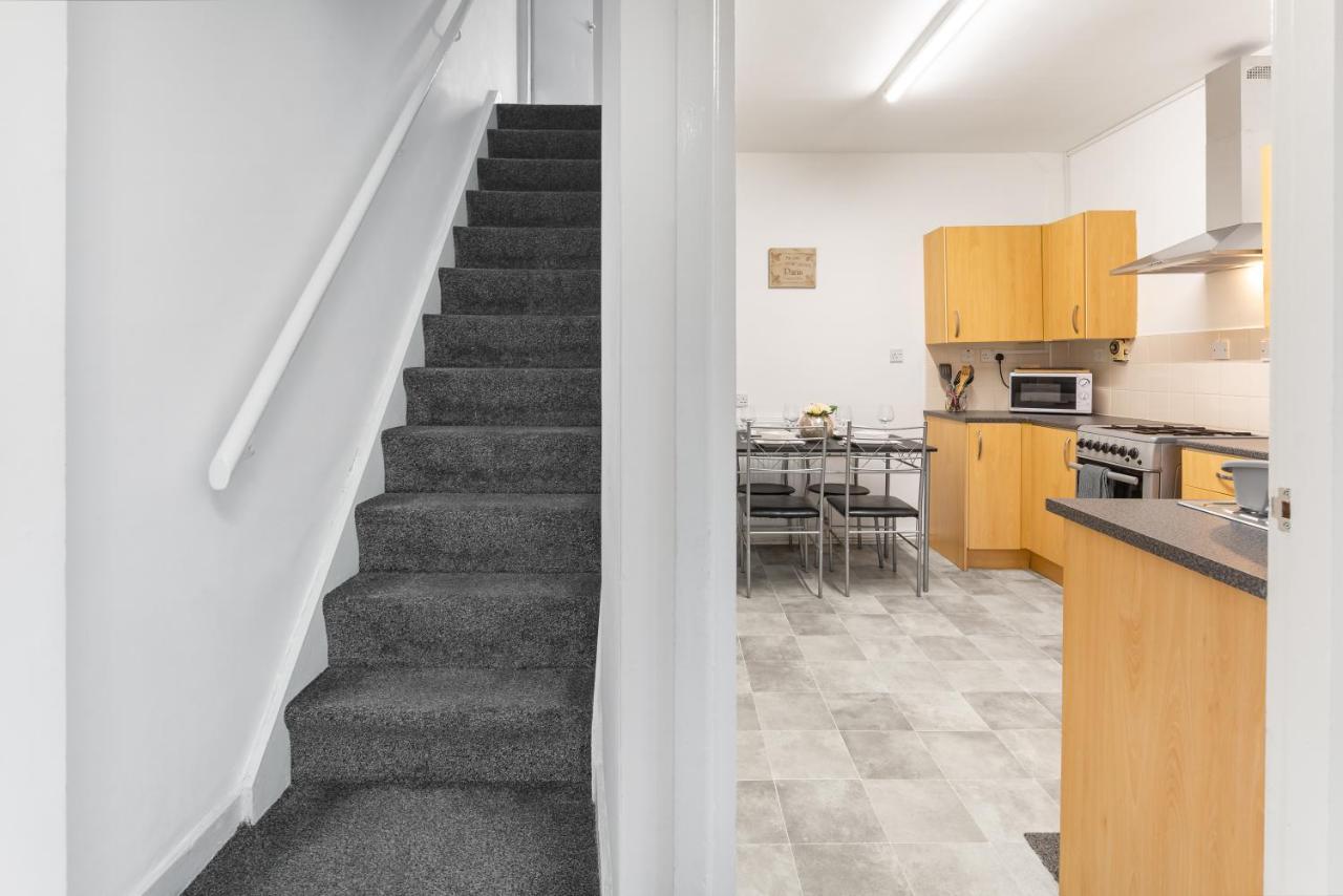 Comfortable Liverpool Townhouse - Free Parking Exterior photo